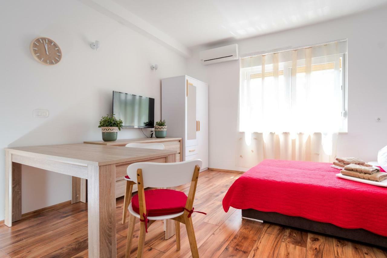 Apartments Yoe Split Bagian luar foto